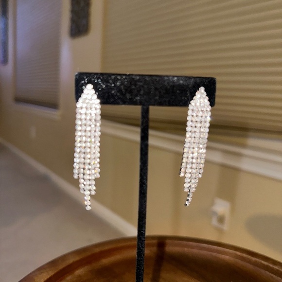 Cascading rhinestone 5 strand earrings - Picture 1 of 6